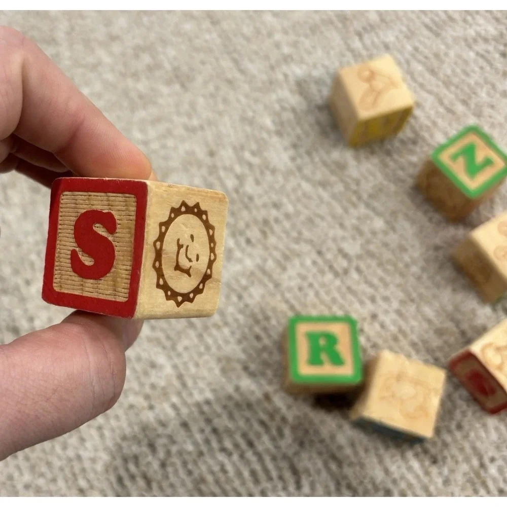 Kids Wood Alphabet Blocks Assorted Set of 20 Vtg Classic Ed Toy Multicolor